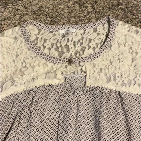 Blouse - Picture 3 of 4